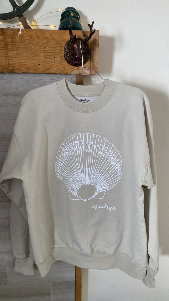 Scallop Crewneck Sweatshirt