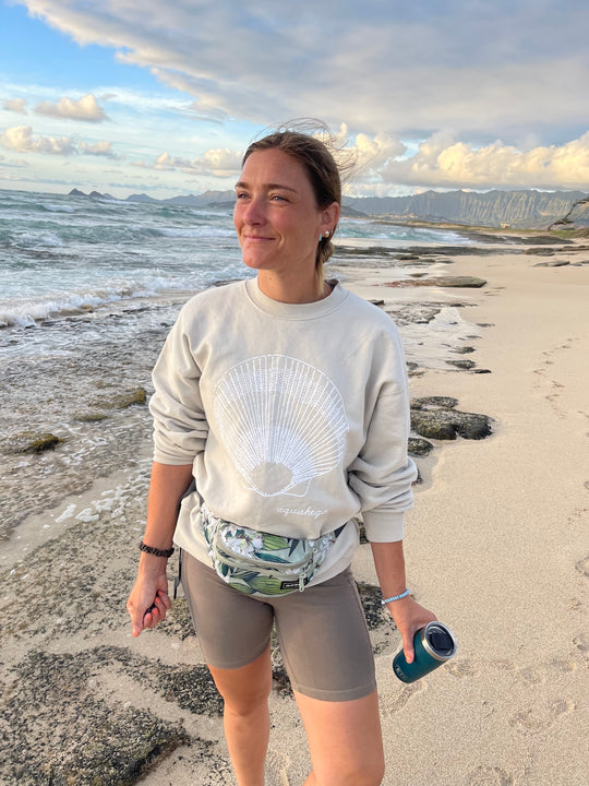 Scallop Crewneck Sweatshirt